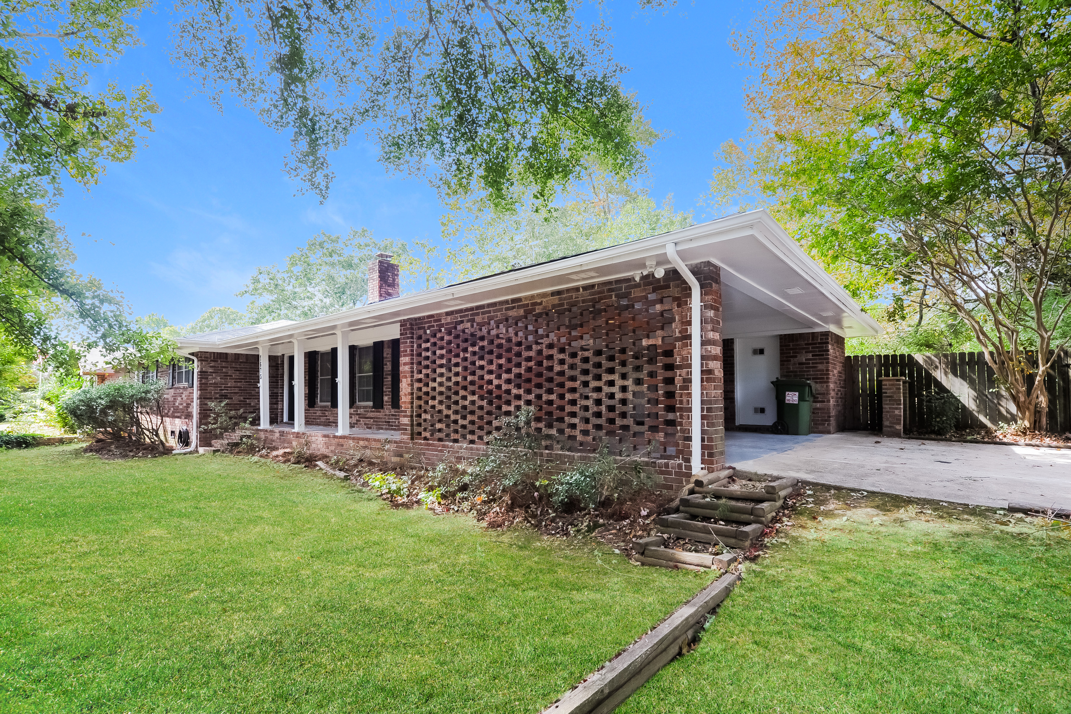 1675 Dogwood Trl Douglasville, GA 30134